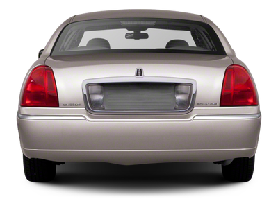 2011 Lincoln Town Car Signature Limited