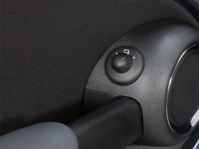 2011 MINI HARDTOP 2 DOOR 2dr Cpe