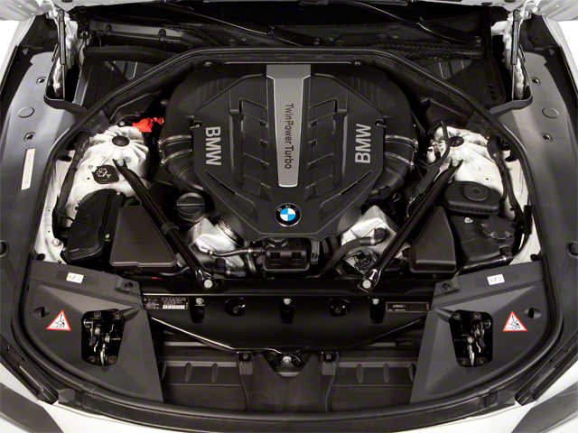 2012 BMW 7 Series 740i