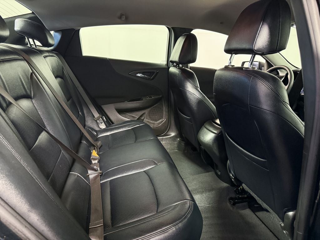 2023 Chevrolet Malibu Leather LS 1LS