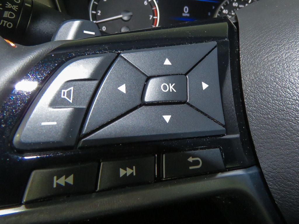 2025 Nissan Altima 2.5 SR