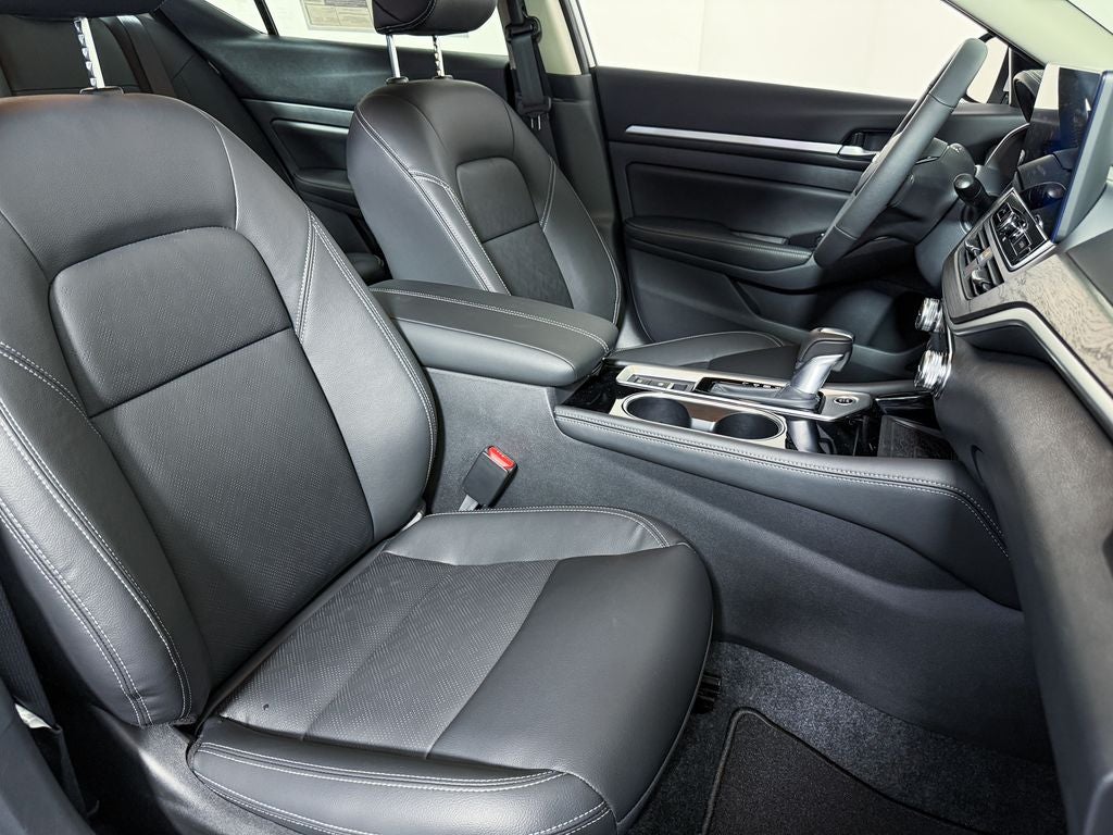 2025 Nissan Altima 2.5 SL