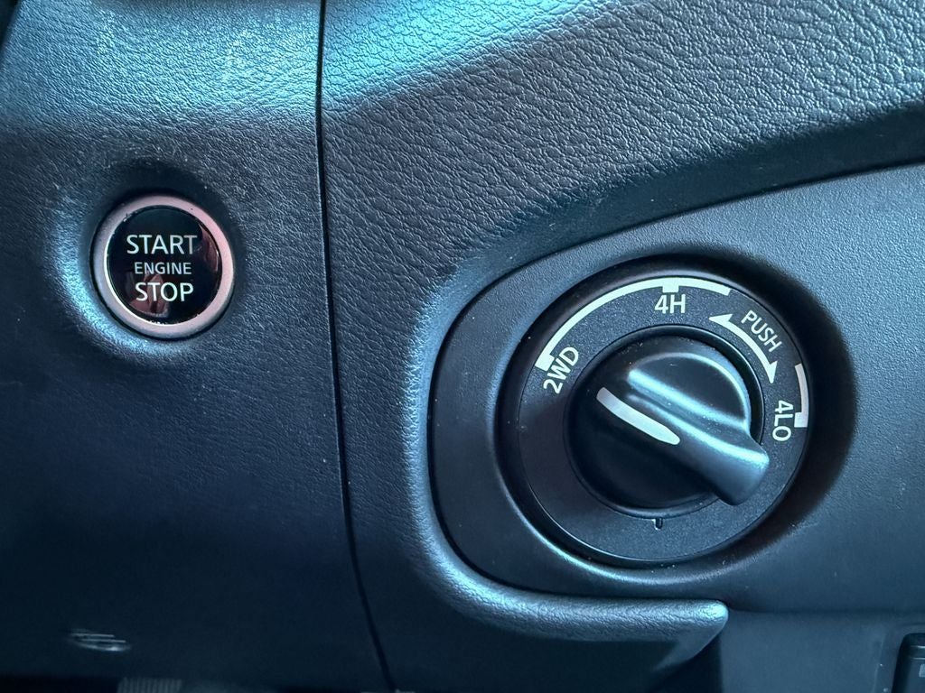 2024 Nissan Frontier SV