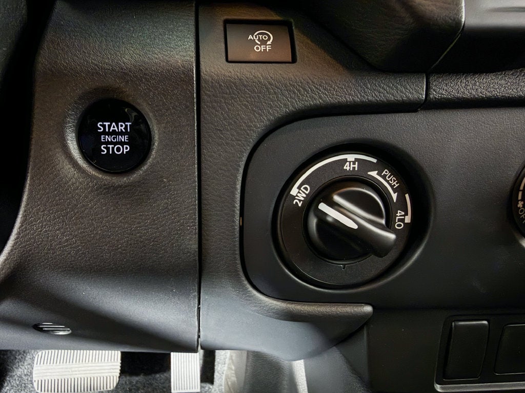 2027 Nissan Frontier SV