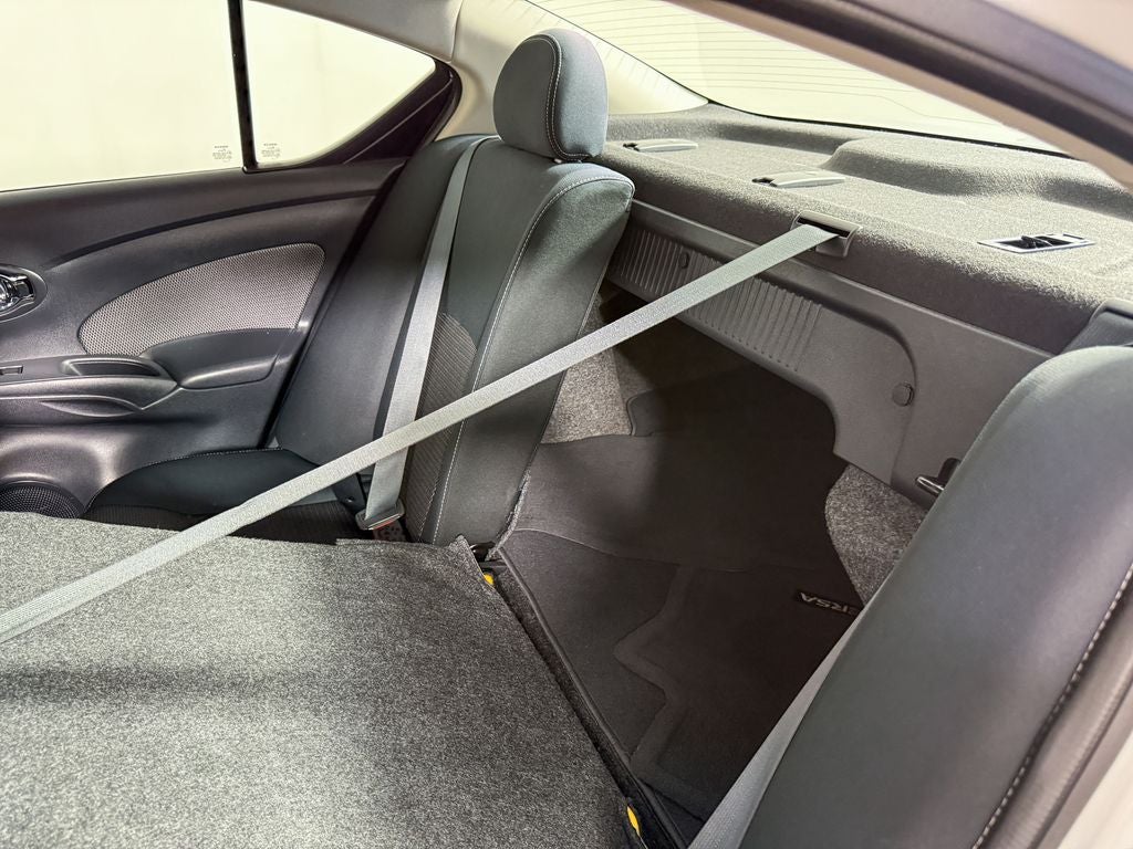 2015 Nissan Versa 1.6 SL