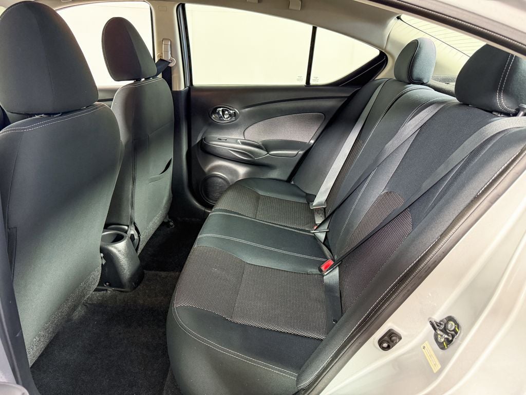 2015 Nissan Versa 1.6 SL