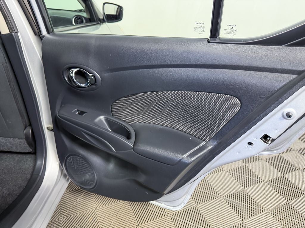 2015 Nissan Versa 1.6 SL