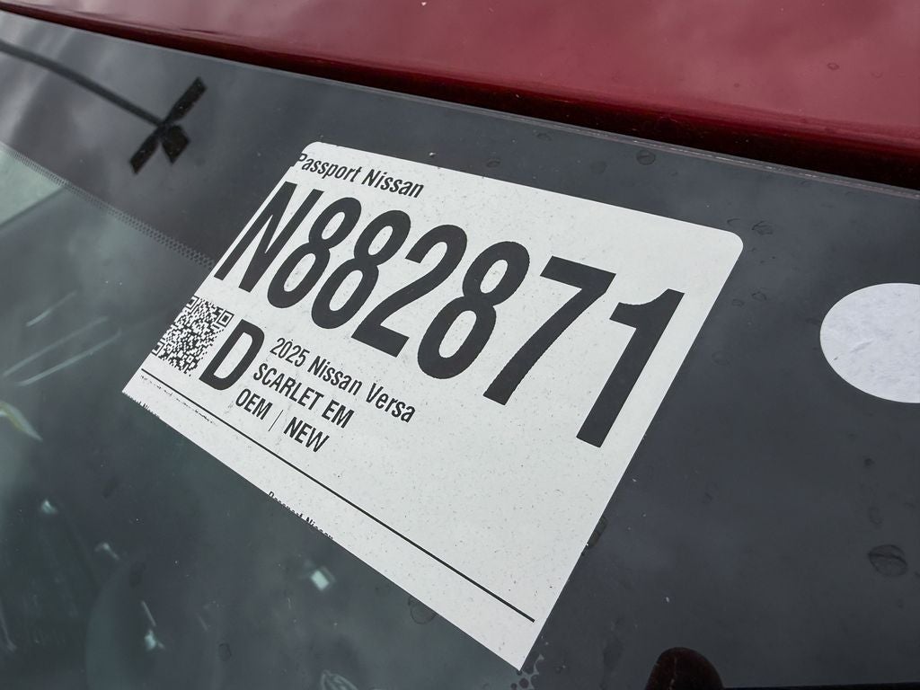 2025 Nissan Versa 1.6 SR