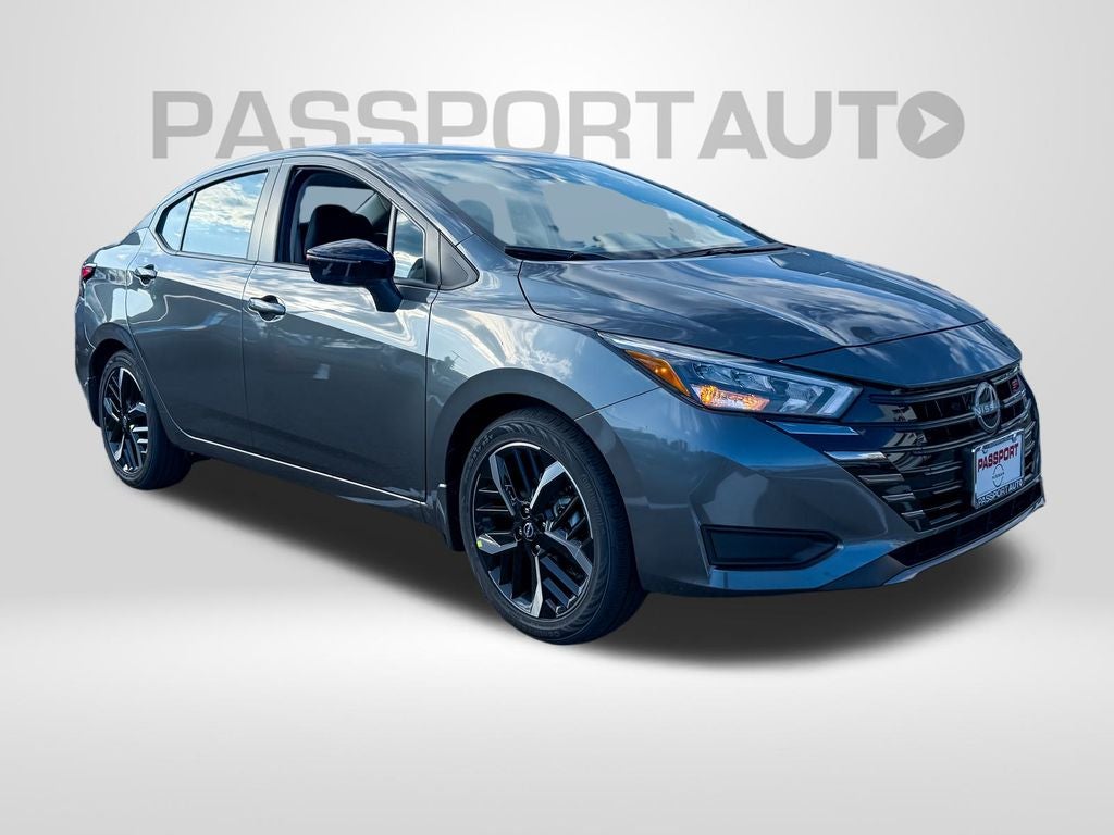 2025 Nissan Versa 1.6 SR