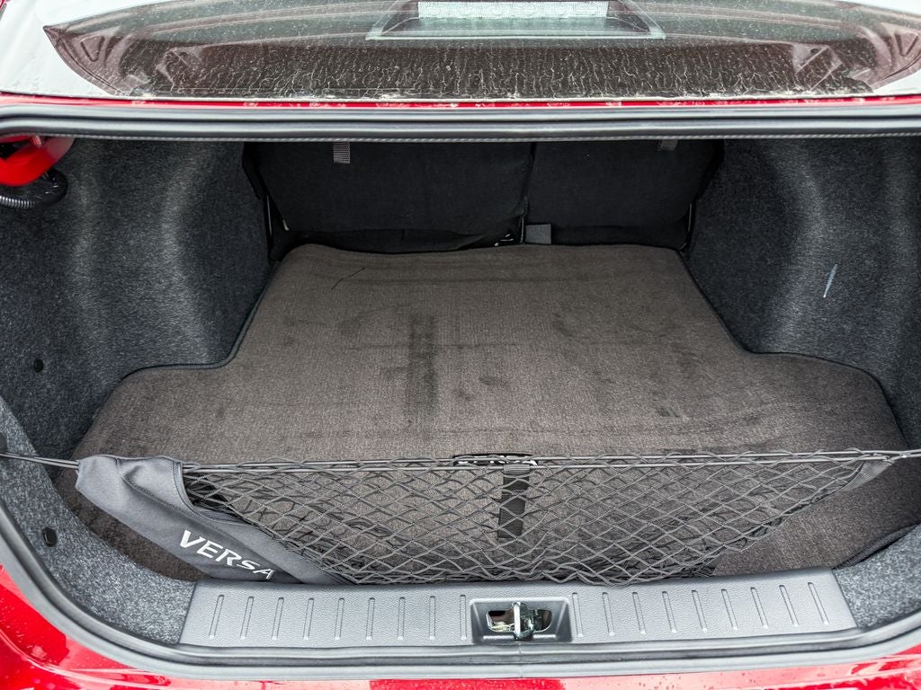 2025 Nissan Versa 1.6 SR