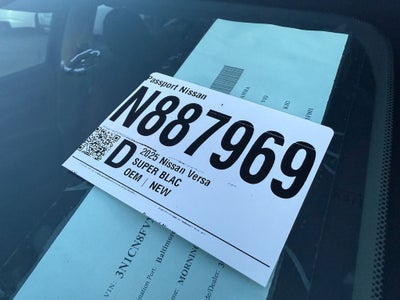 2025 Nissan Versa 1.6 SR