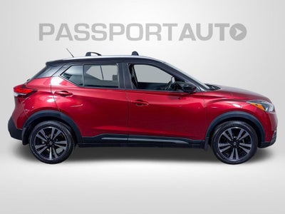 2020 Nissan Kicks SR