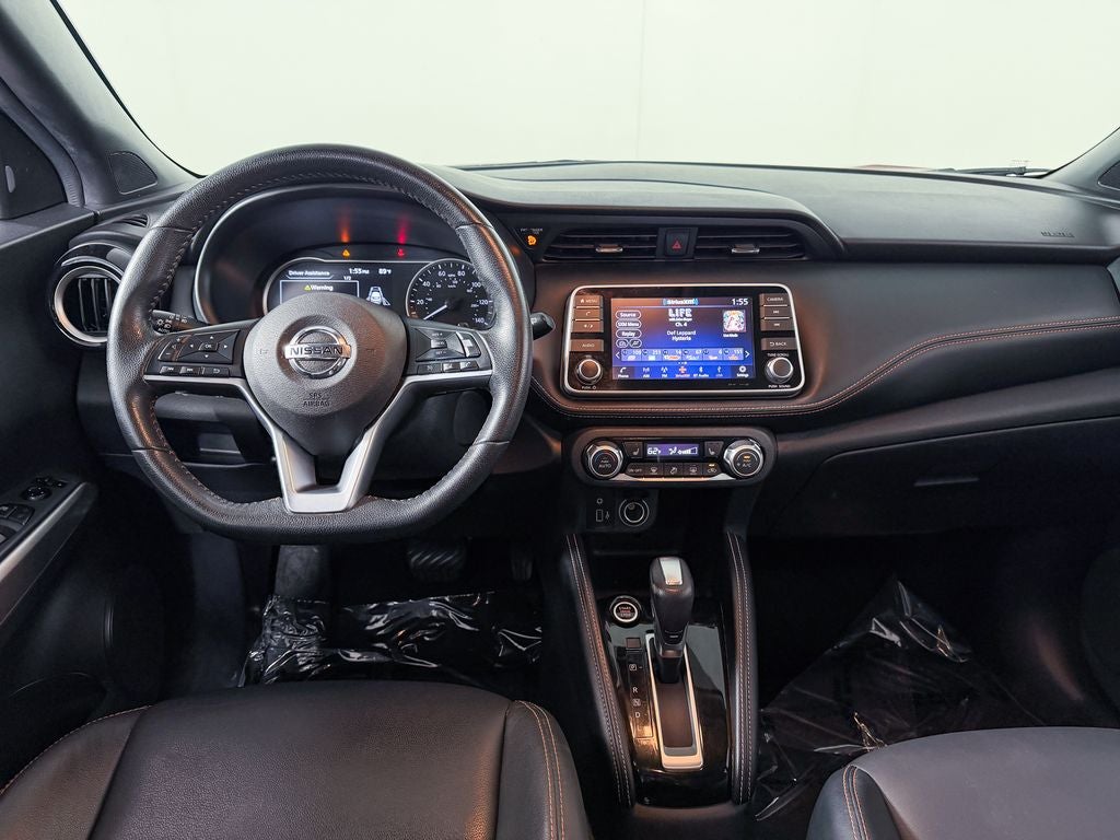 2020 Nissan Kicks SR