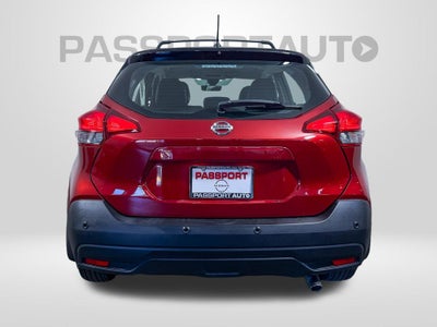 2020 Nissan Kicks SR