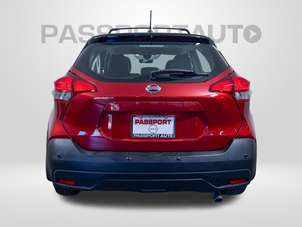 2020 Nissan Kicks SR