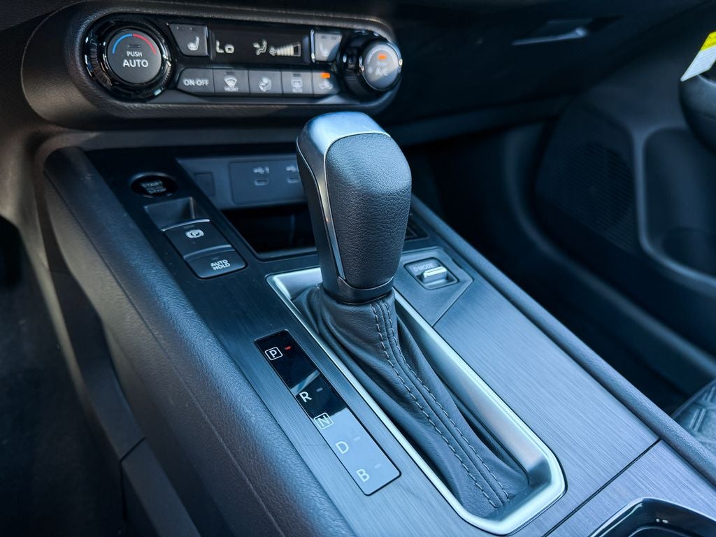 2027 Nissan Kicks SV