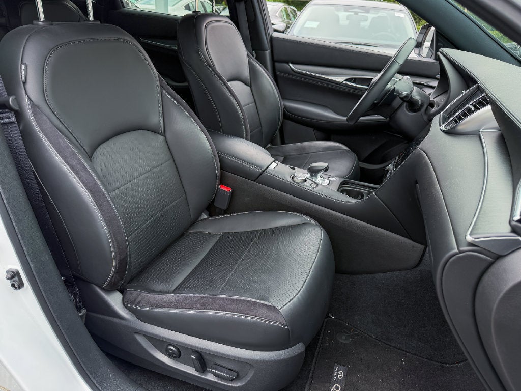 2023 INFINITI QX55 SENSORY