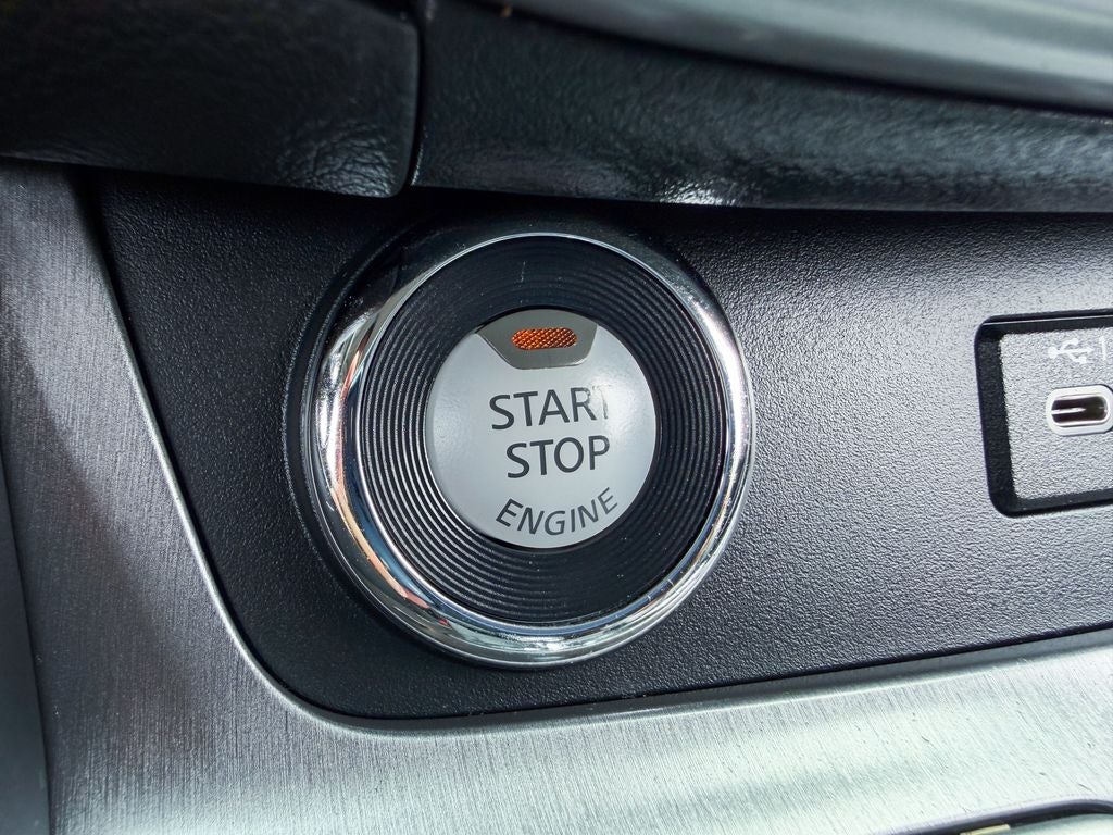 2022 Nissan Murano SV