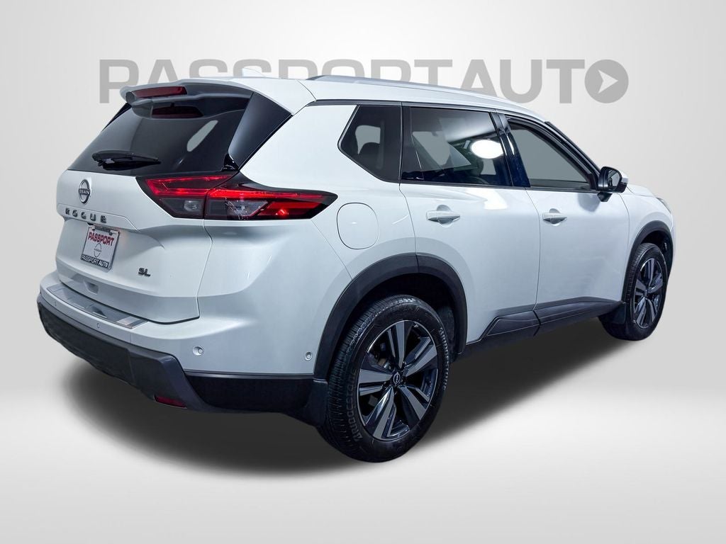 2024 Nissan Rogue SL
