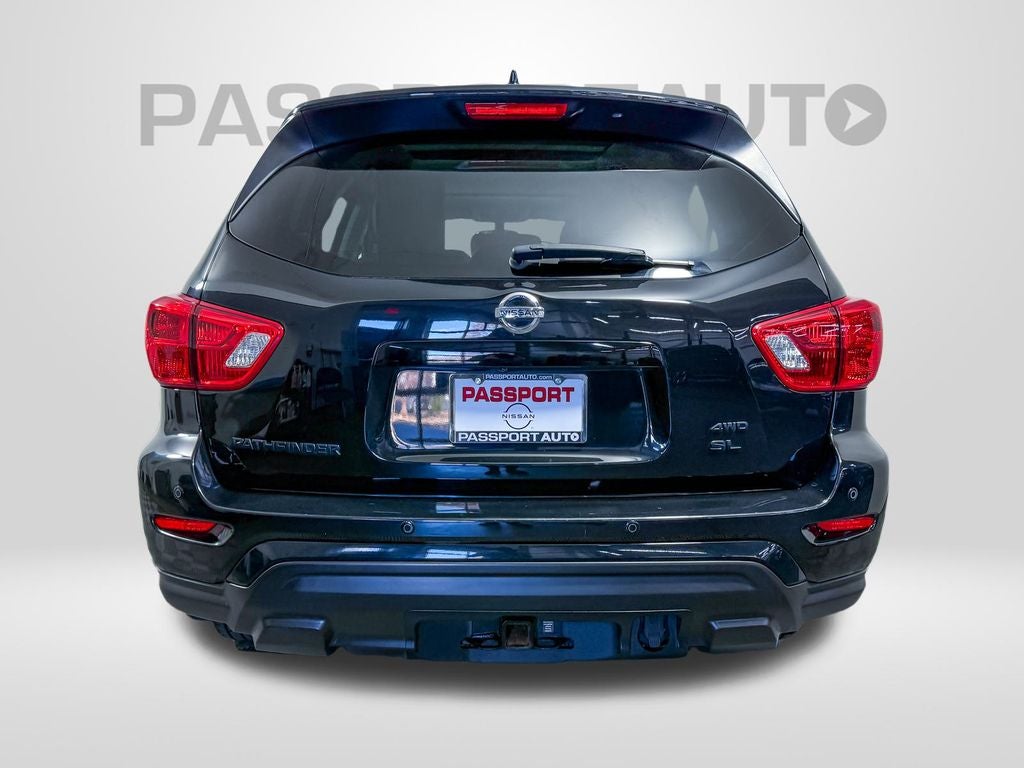 2020 Nissan Pathfinder SL