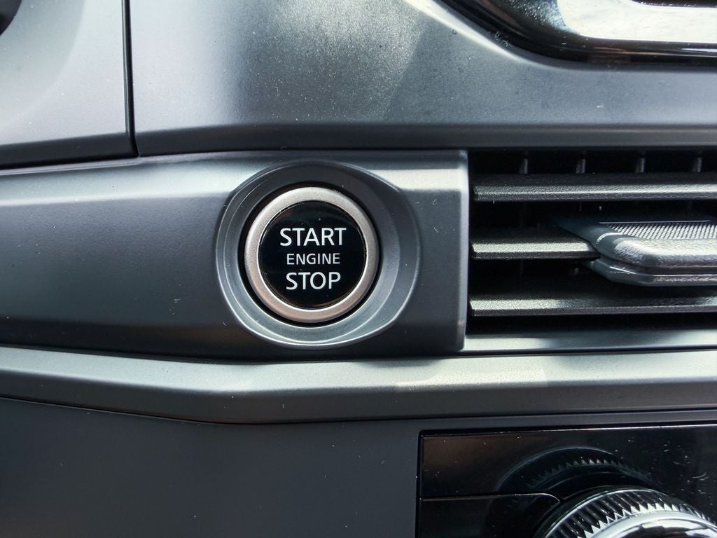 2024 Nissan Pathfinder S