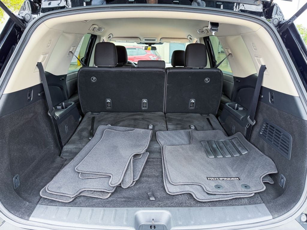 2024 Nissan Pathfinder S