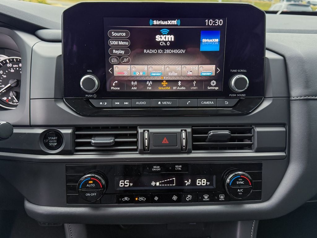 2025 Nissan Pathfinder S