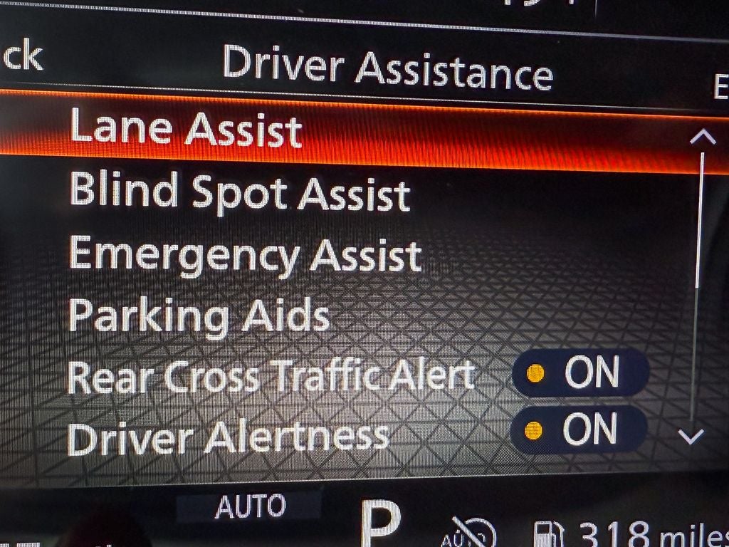 2025 Nissan Pathfinder S