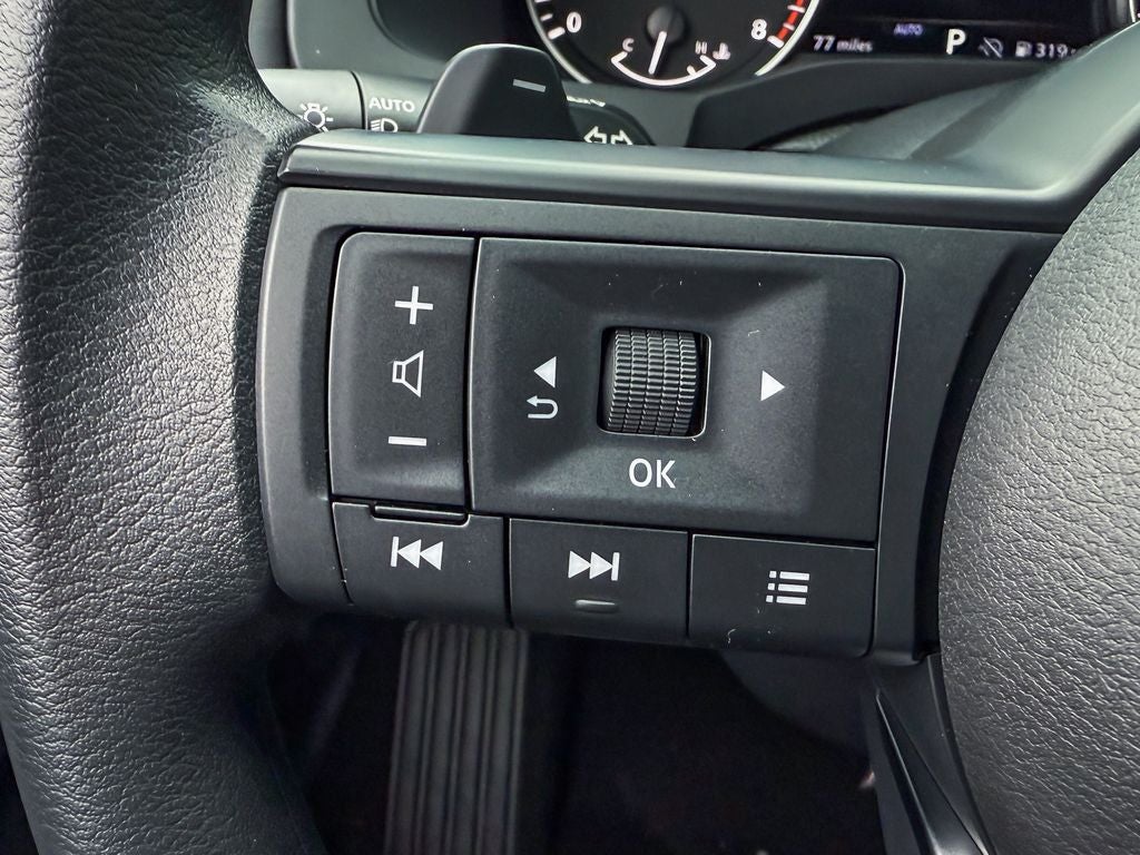 2025 Nissan Pathfinder S