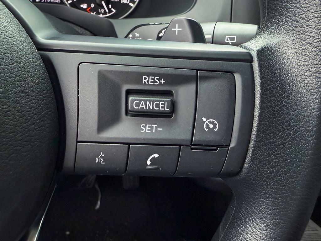 2025 Nissan Pathfinder S