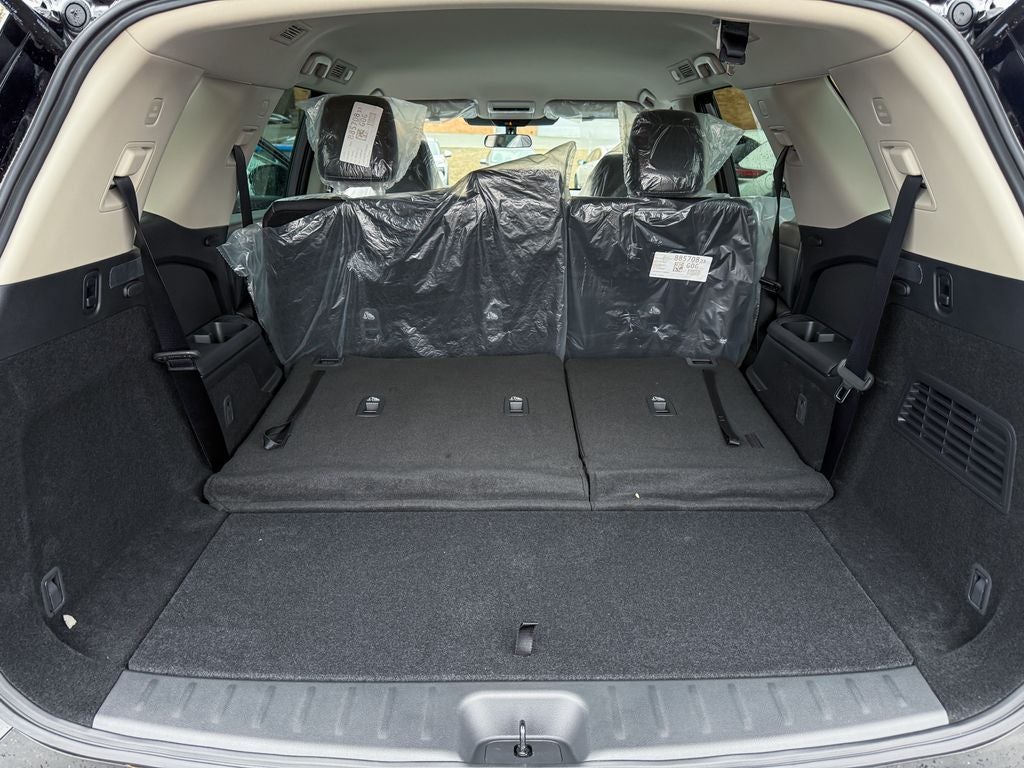 2025 Nissan Pathfinder S