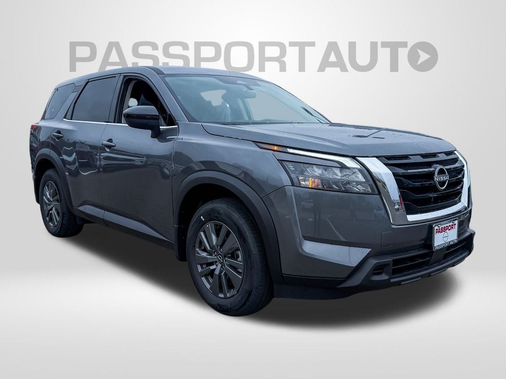 2025 Nissan Pathfinder S