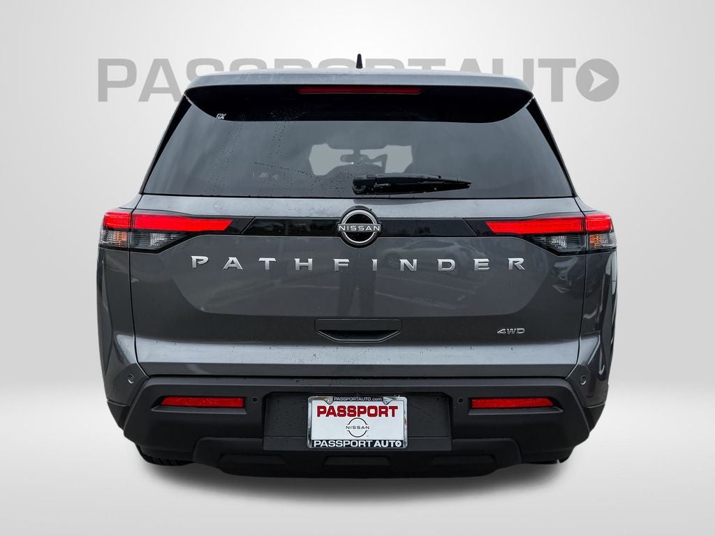 2025 Nissan Pathfinder S