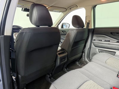 2024 Nissan Pathfinder S