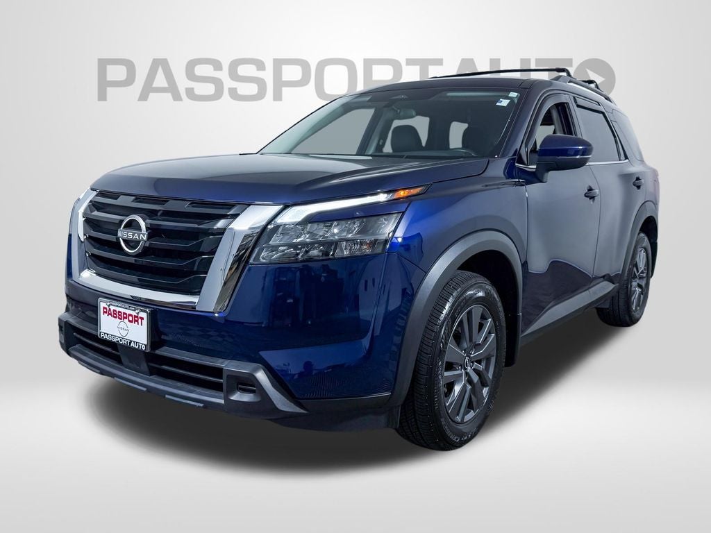 2024 Nissan Pathfinder SV