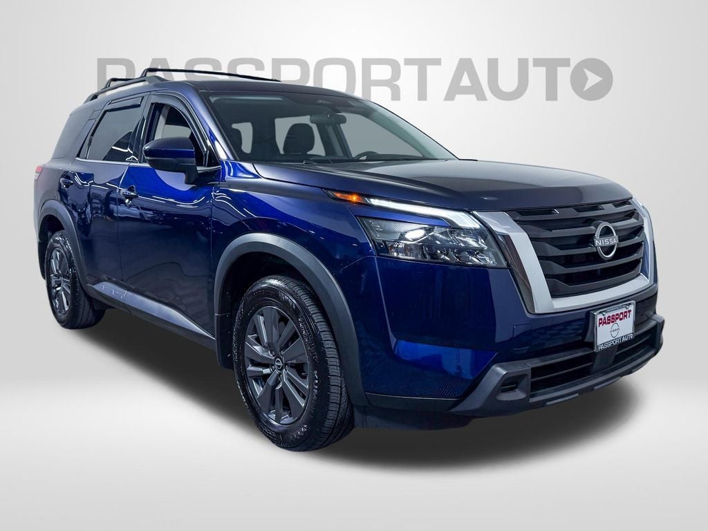 2024 Nissan Pathfinder SV