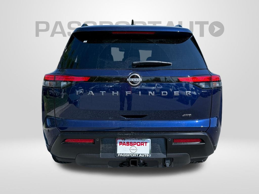 2026 Nissan Pathfinder SV