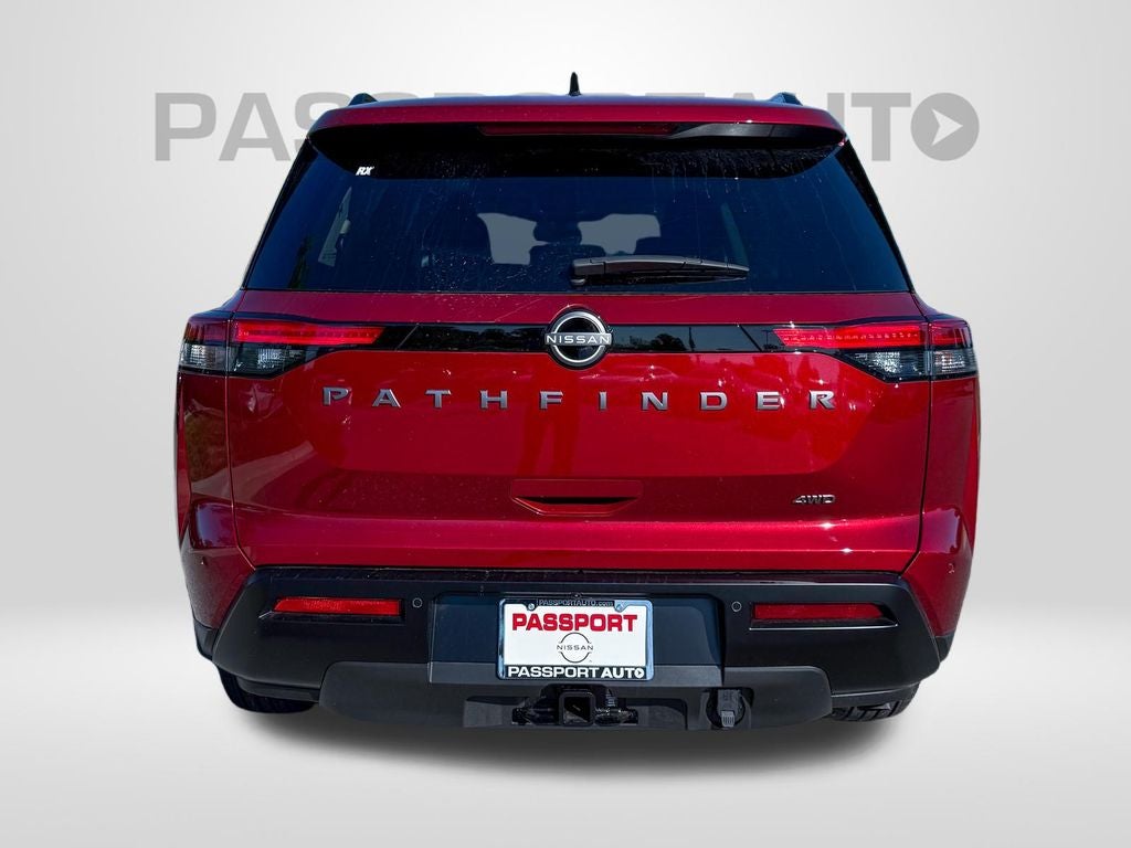 2026 Nissan Pathfinder SV