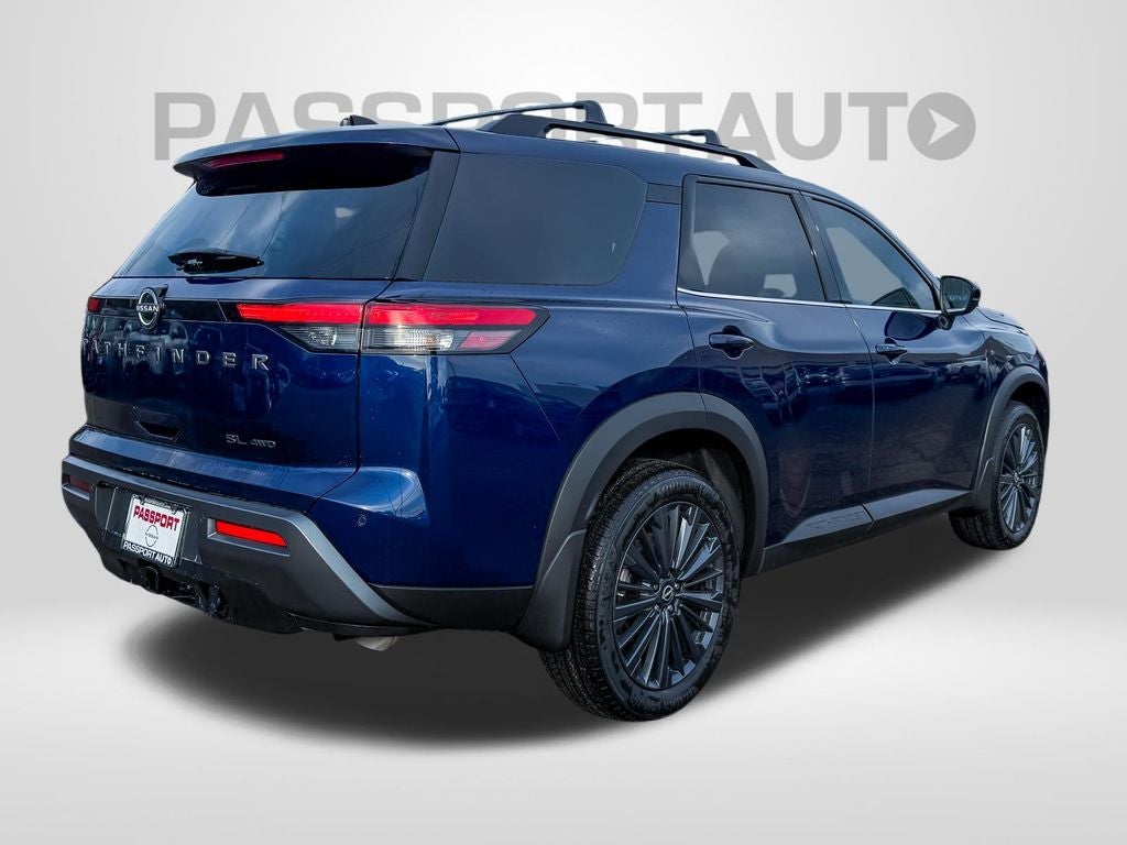 2026 Nissan Pathfinder SL