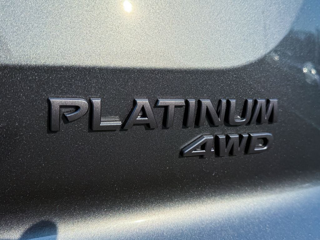 2026 Nissan Pathfinder Platinum