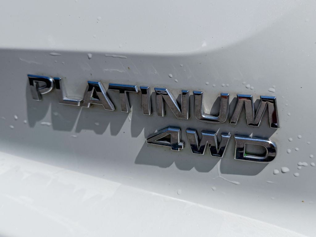 2023 Nissan Pathfinder Platinum