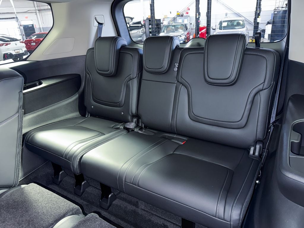 2026 Nissan Armada SV