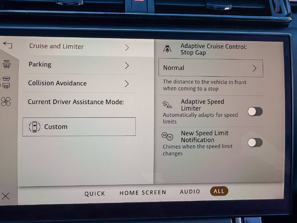 2025 Land Rover Range Rover Velar Dynamic SE