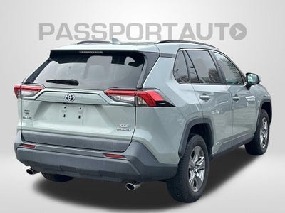 2022 Toyota RAV4 Hybrid XLE