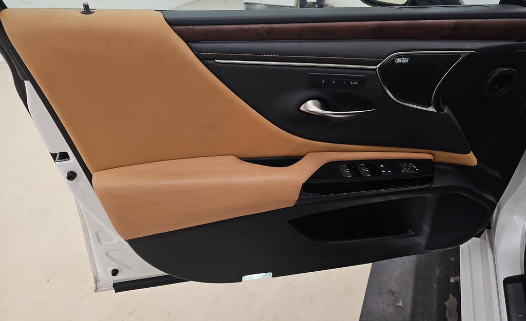 2022 Lexus ES 350 Ultra Luxury