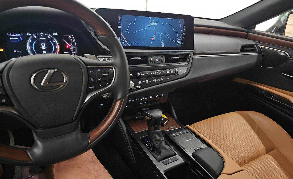 2022 Lexus ES 350 Ultra Luxury