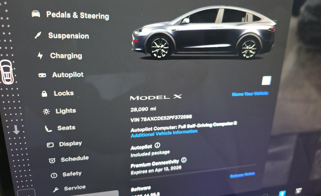 2023 Tesla Model X Standard Range