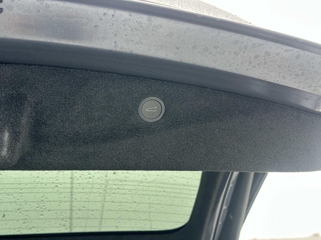 2023 Tesla Model X Standard Range