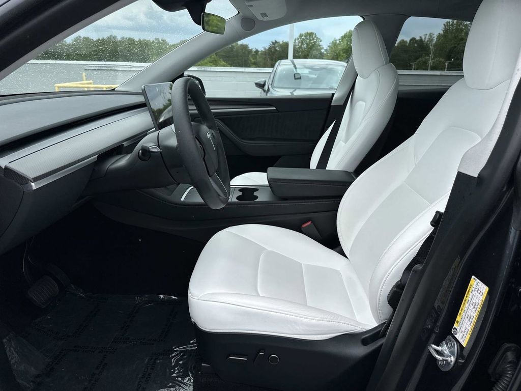2024 Tesla Model Y Long Range