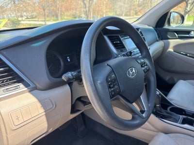 2016 Hyundai Tucson SE